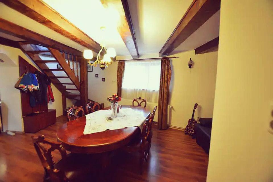Victoria Gasthaus Rasnov - Charming Vacation House In Rasnov Екстер'єр фото