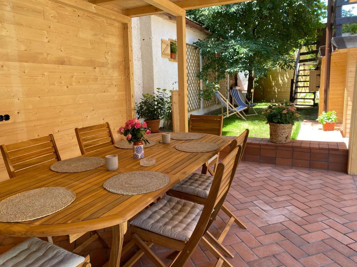 Victoria Gasthaus Rasnov - Charming Vacation House In Rasnov Екстер'єр фото