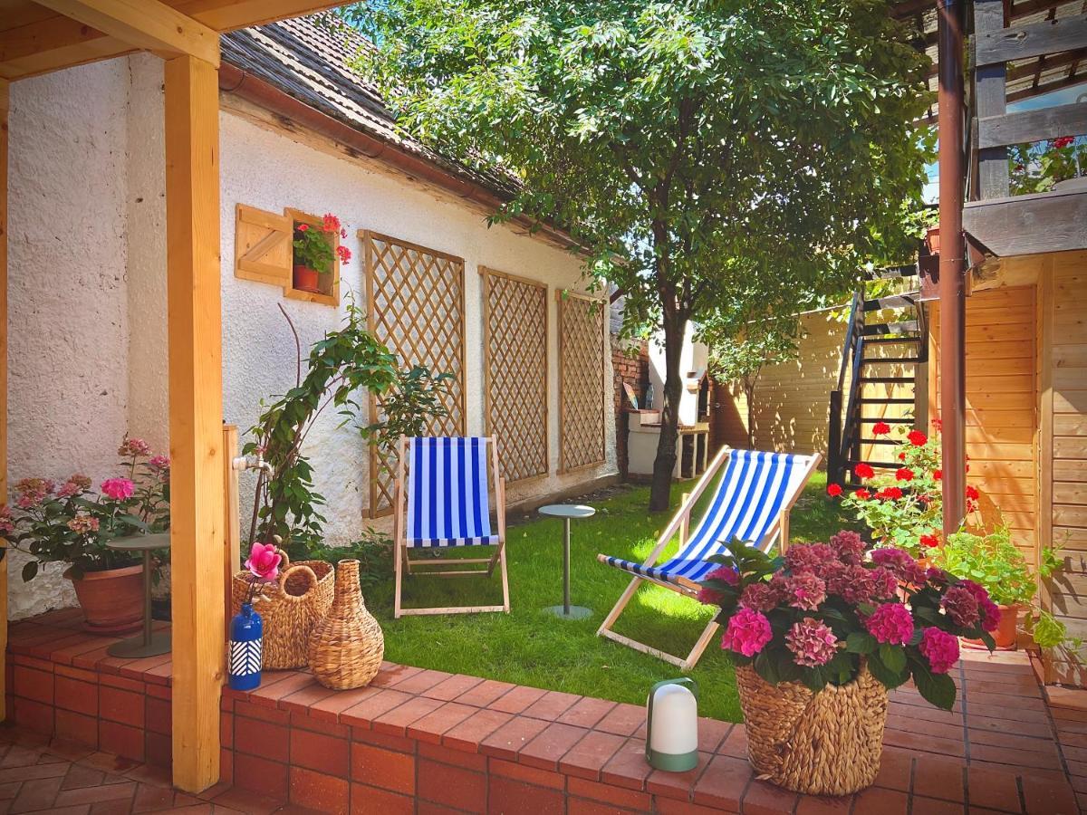 Victoria Gasthaus Rasnov - Charming Vacation House In Rasnov Екстер'єр фото