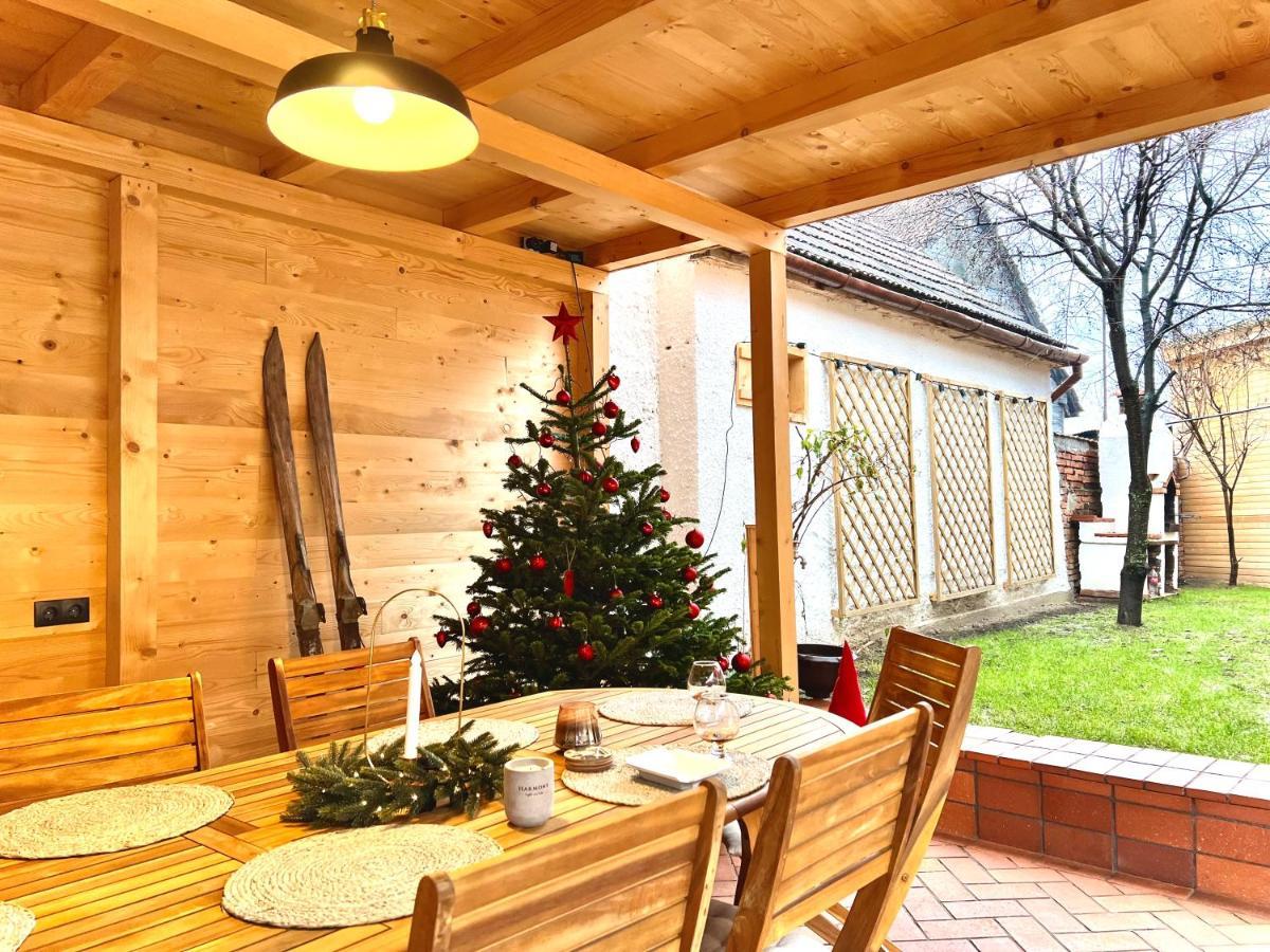 Victoria Gasthaus Rasnov - Charming Vacation House In Rasnov Екстер'єр фото